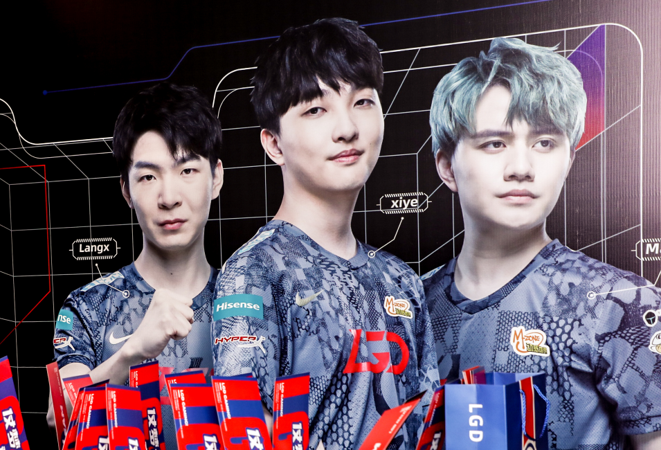 并没有远离 并没有远离