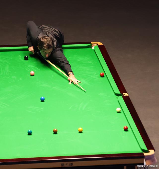 替补席难以 替补席难以