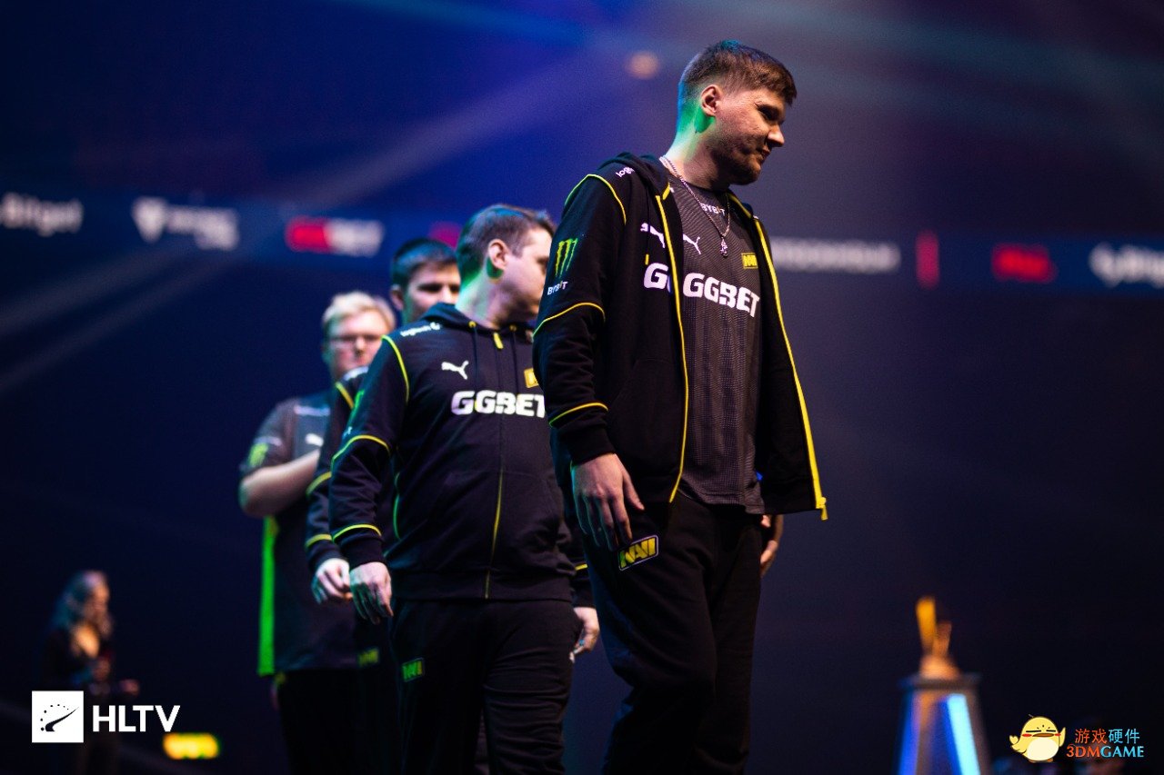 做出相应的 做出相应的