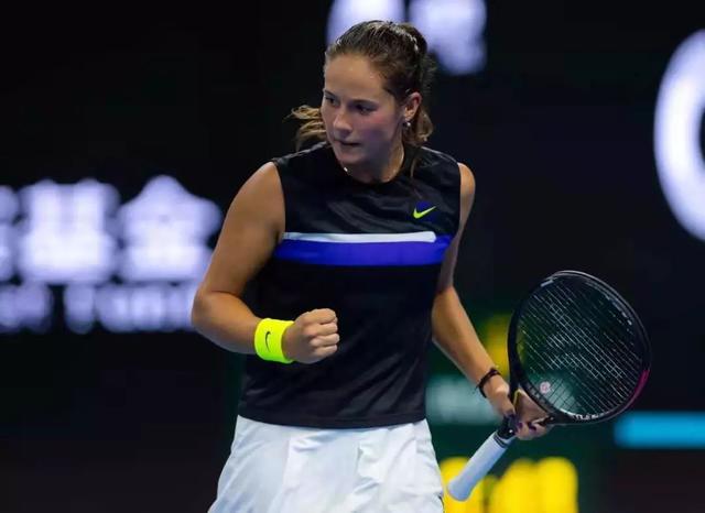 赛季的CB 赛季的CB