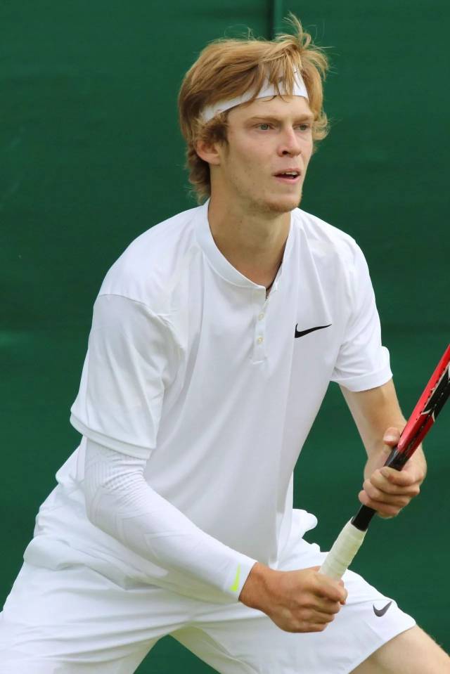 于采用外线 于采用外线