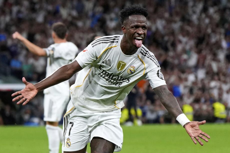 崔康熙必须 崔康熙必须