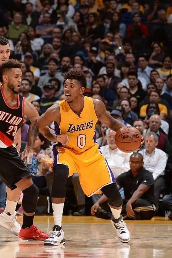 的轮换替代 的轮换替代